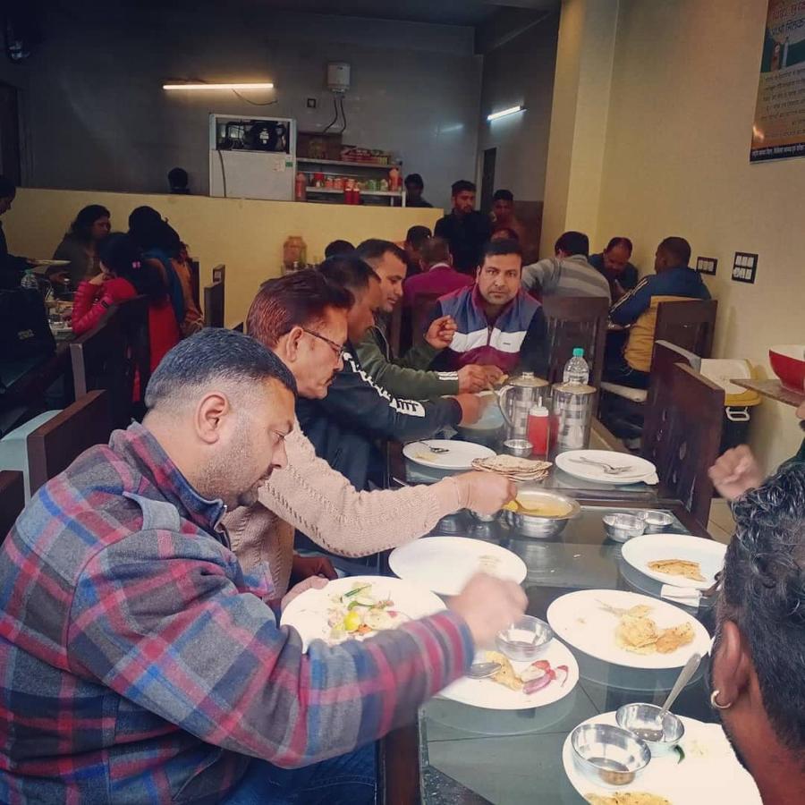 Rahul Hotel & Restaurant Mussoorie Buitenkant foto