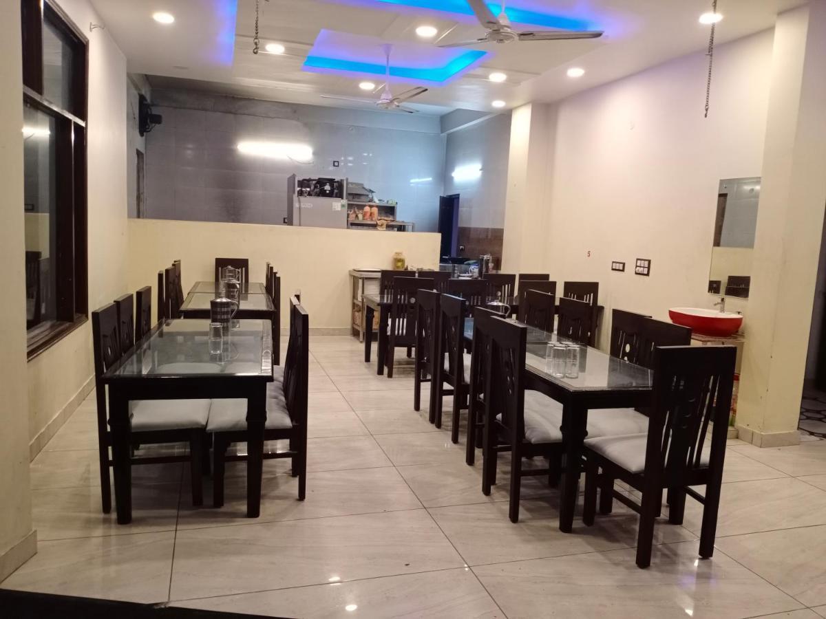 Rahul Hotel & Restaurant Mussoorie Buitenkant foto