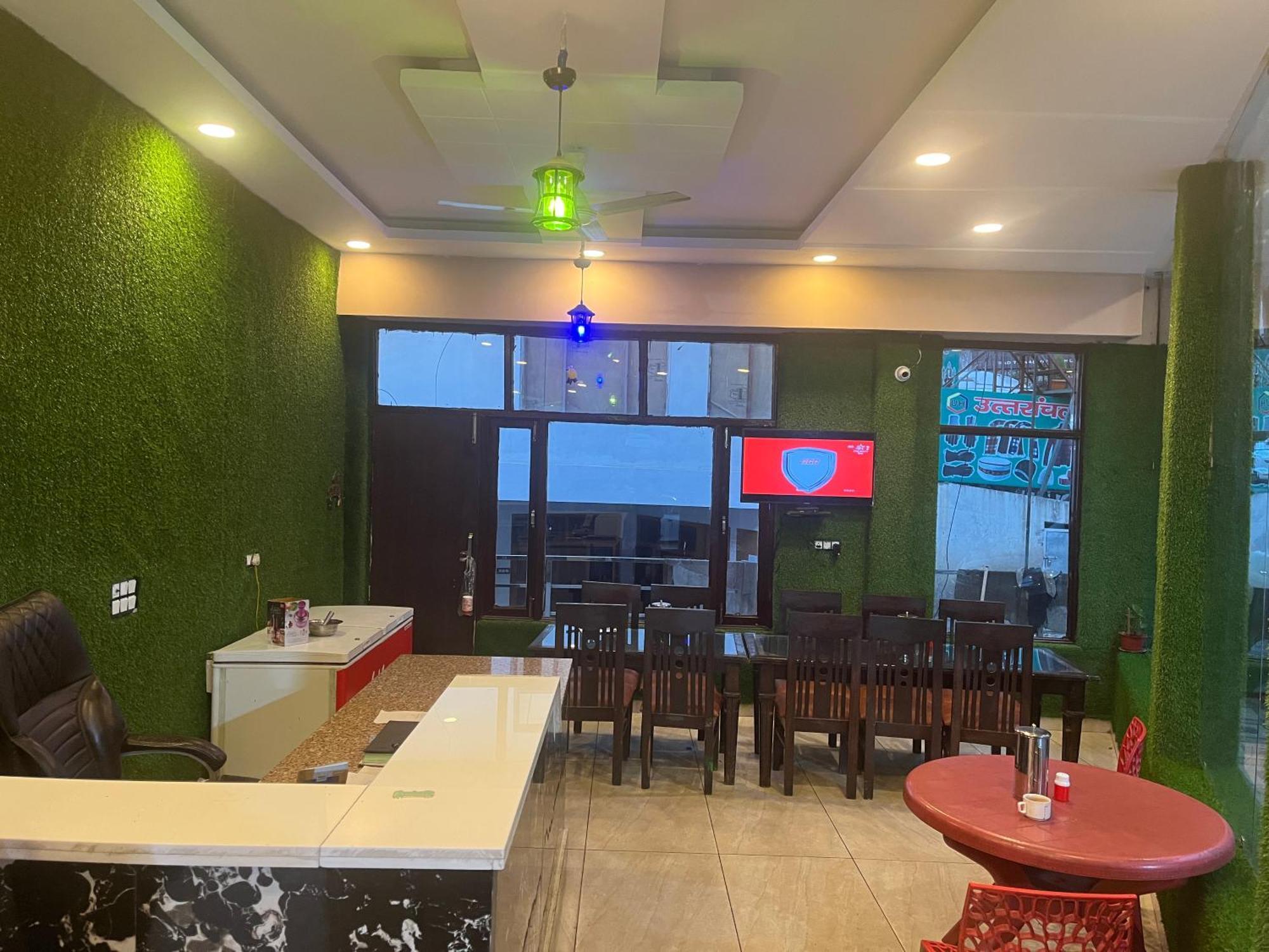 Rahul Hotel & Restaurant Mussoorie Buitenkant foto